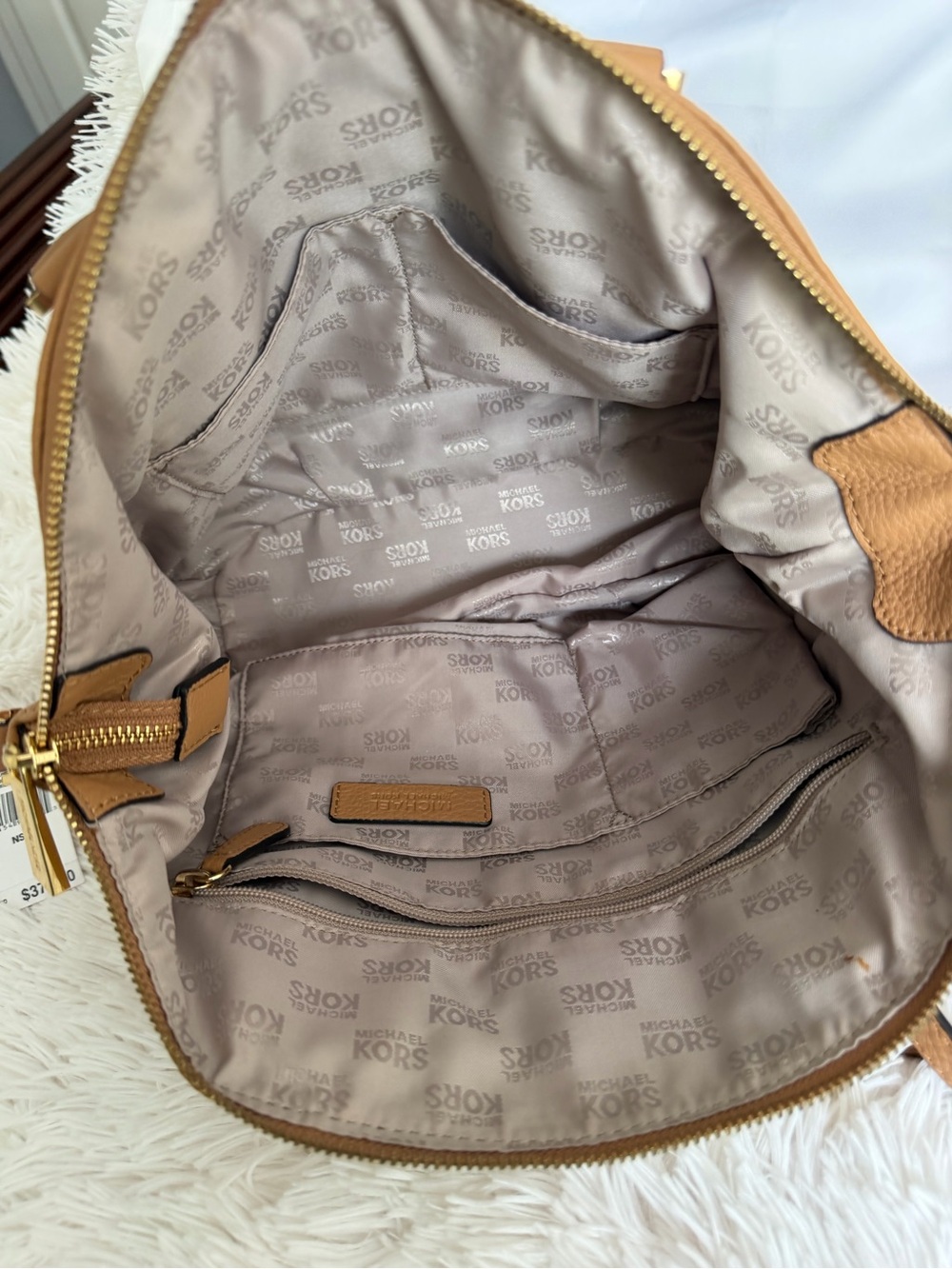 NWT Michael Kors Vanessa Medium Leather Satchel Bag Suntan - Picture 5 of 7